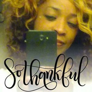 Meet your Posher, Lakisha